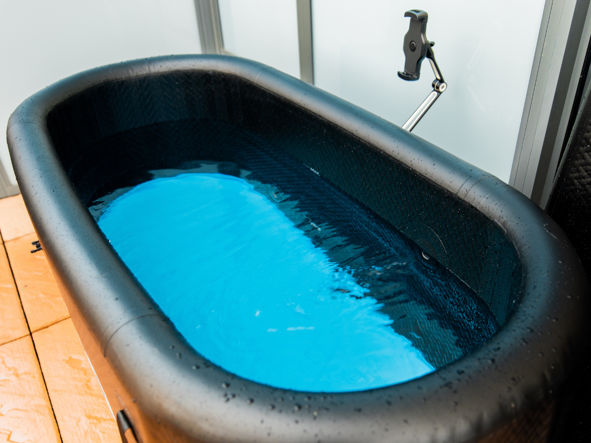 The Krýo Plunge + Sauna Bundle